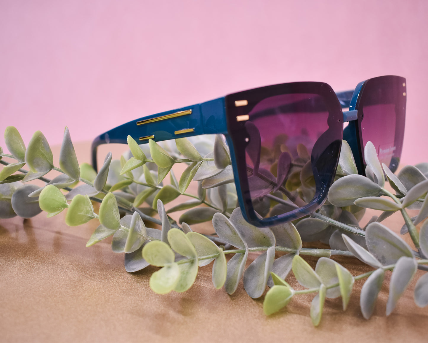 Lucy Oversize Square Sunglasses