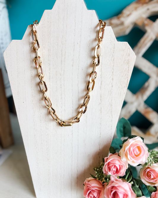 Chunk paperclip chain link necklace
