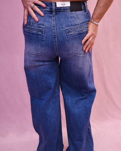 Judy Blue Trouser Back Pocket Jeans