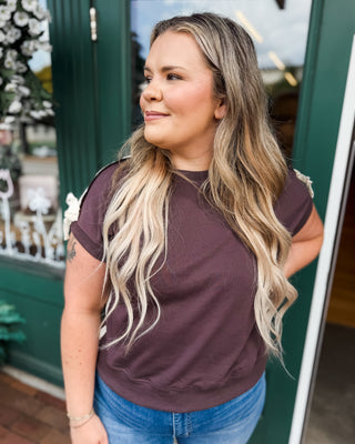 short sleeve sweatshirt with lace details