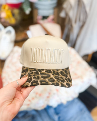 Mommin' Embroidered Canvas Snapback Hat - The Southern Loft