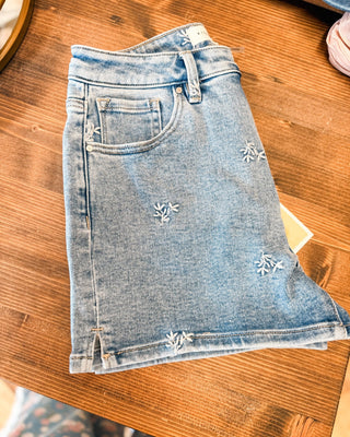 Risen Floral Embroidered Denim Shorts - The Southern Loft